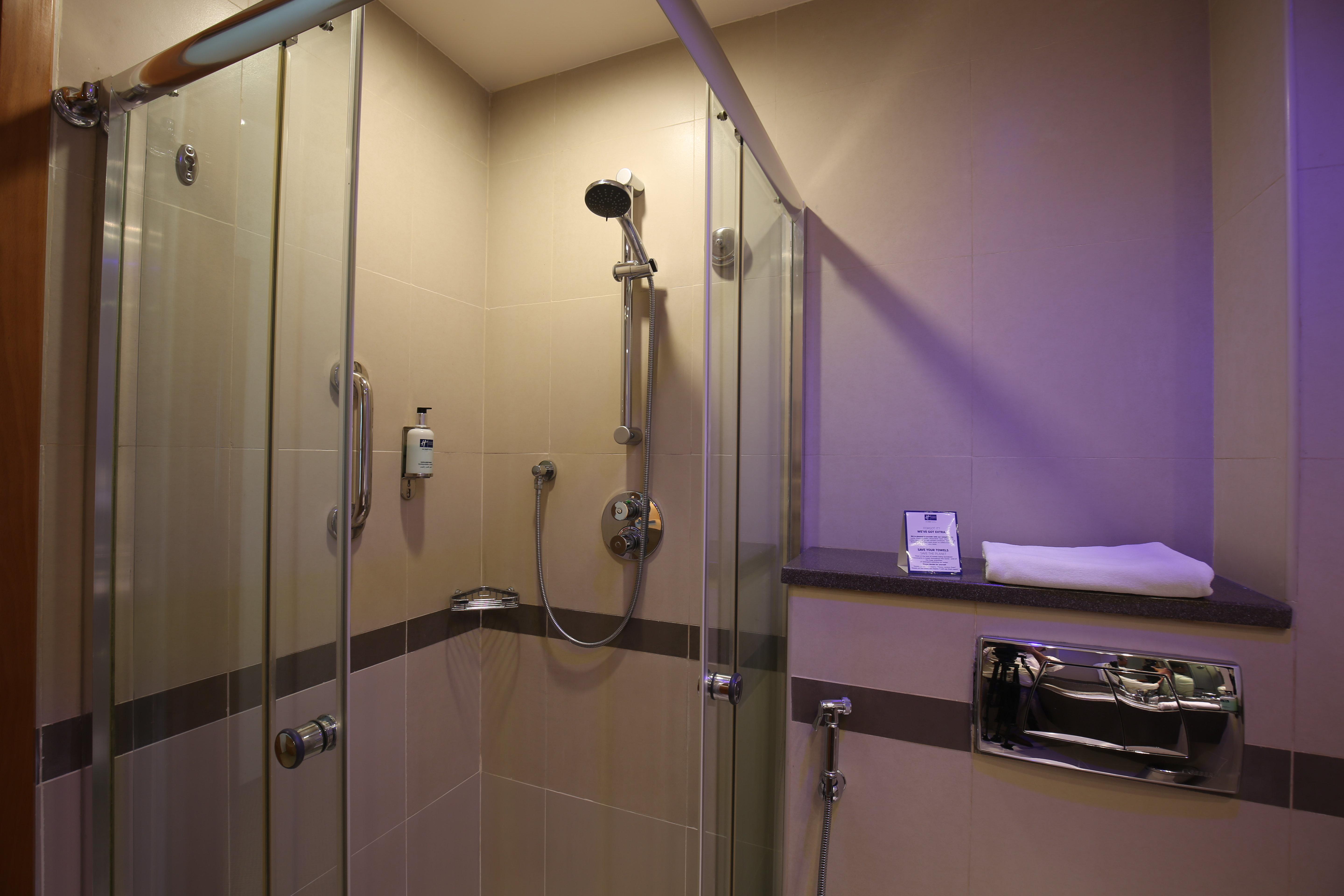 Holiday Inn Express Dubai Airport By Ihg מראה חיצוני תמונה
