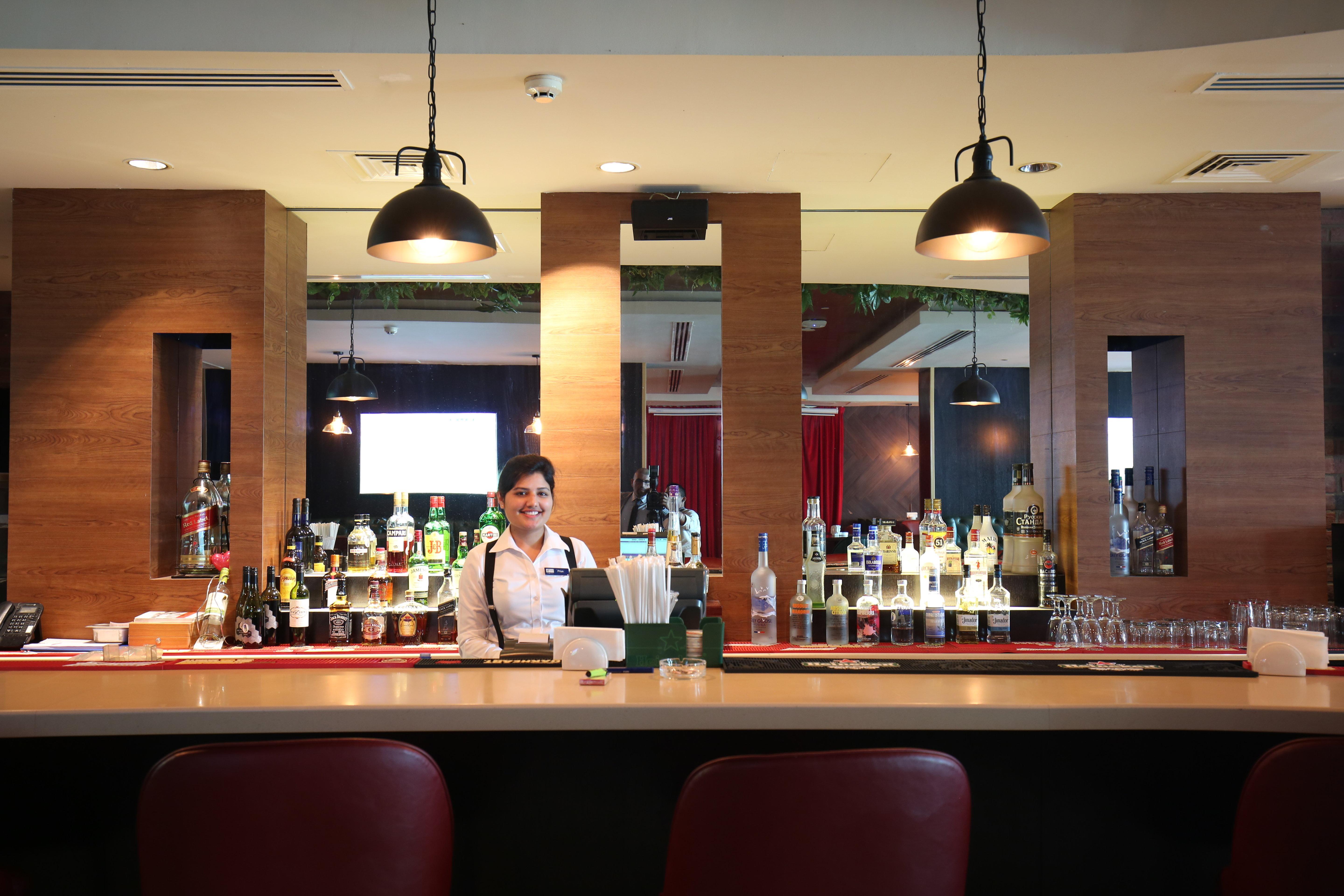 Holiday Inn Express Dubai Airport By Ihg מראה חיצוני תמונה