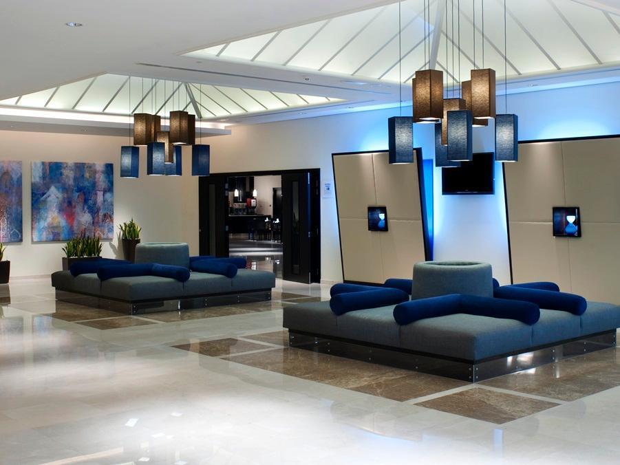 Holiday Inn Express Dubai Airport By Ihg מראה חיצוני תמונה