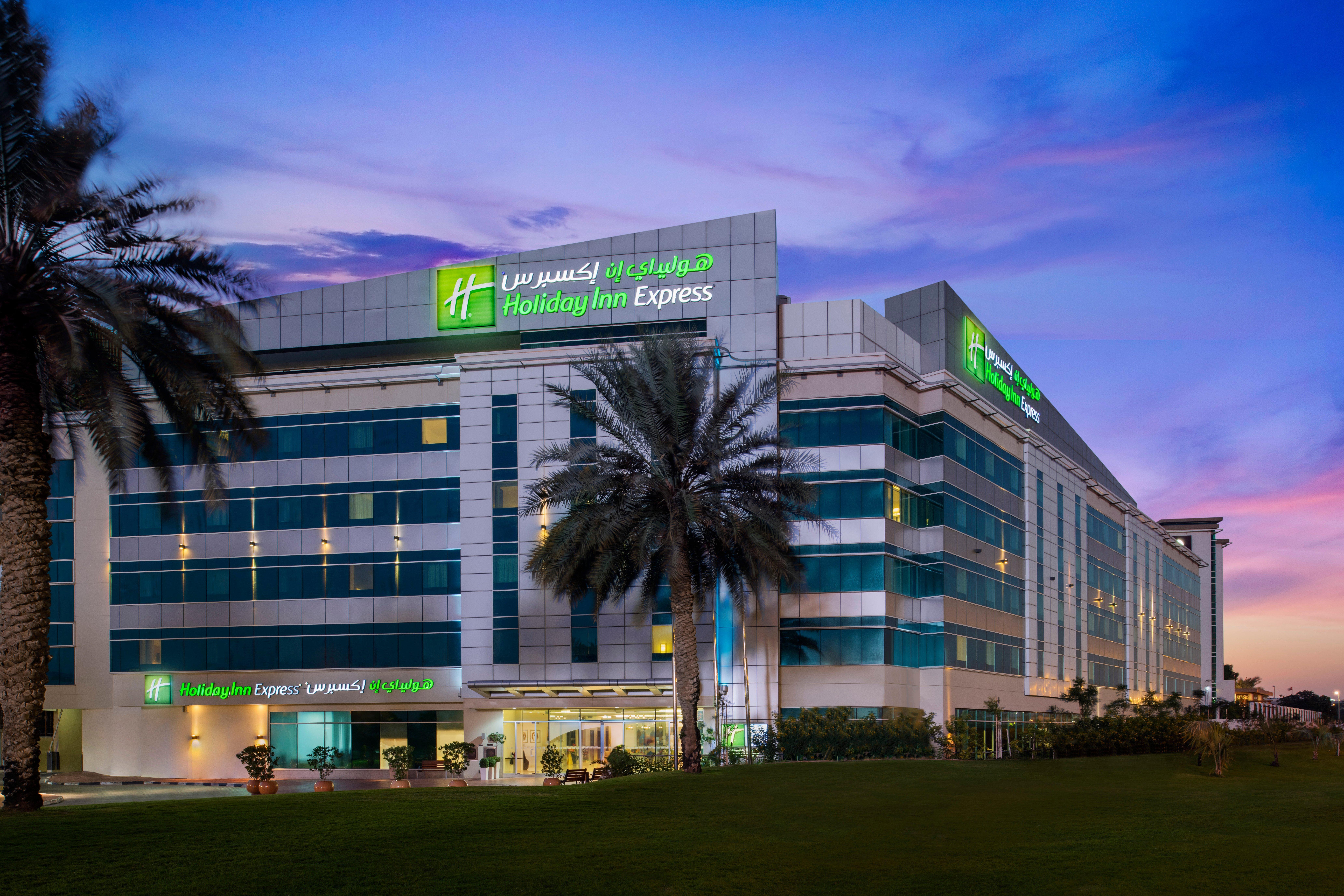 Holiday Inn Express Dubai Airport By Ihg מראה חיצוני תמונה