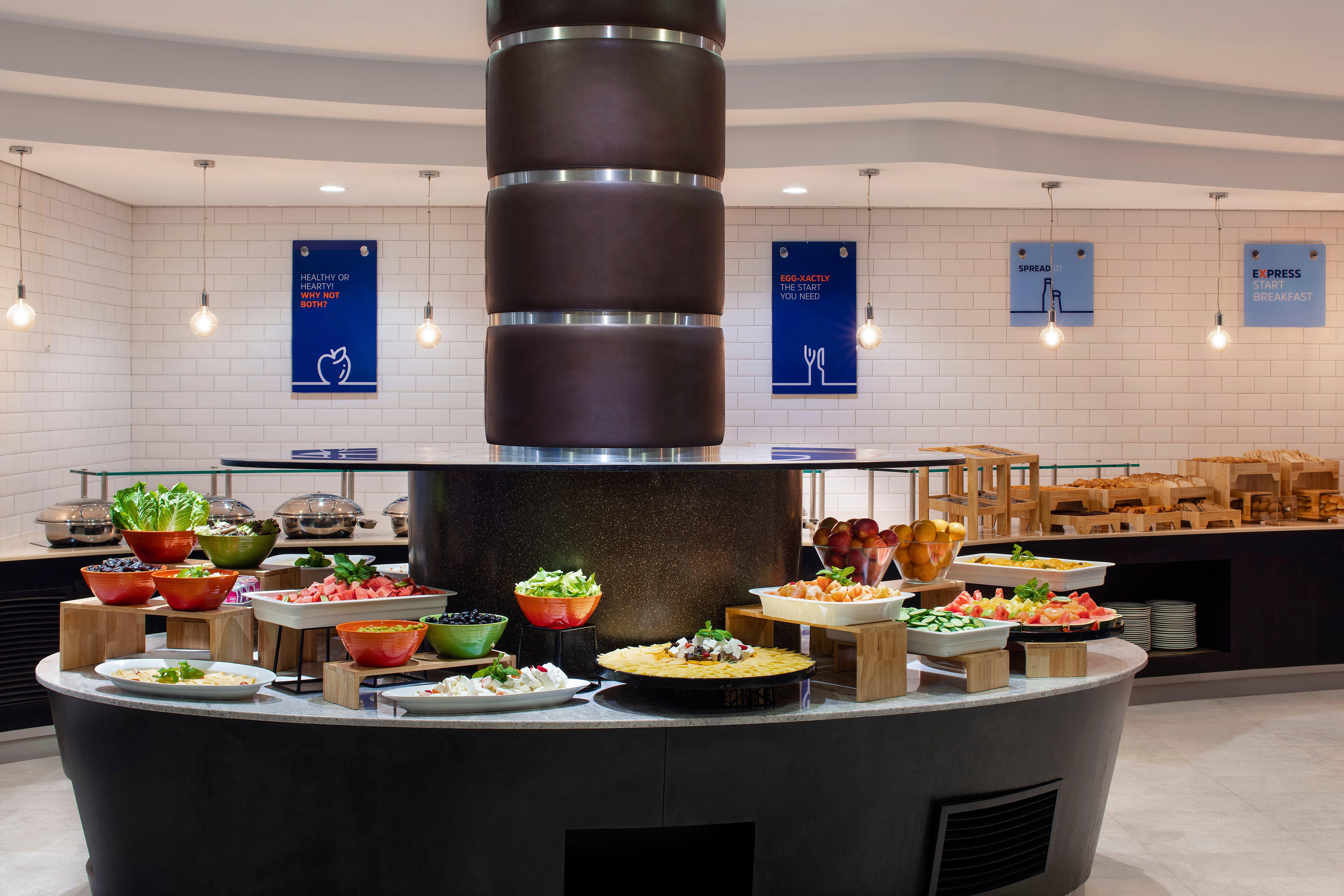 Holiday Inn Express Dubai Airport By Ihg מראה חיצוני תמונה