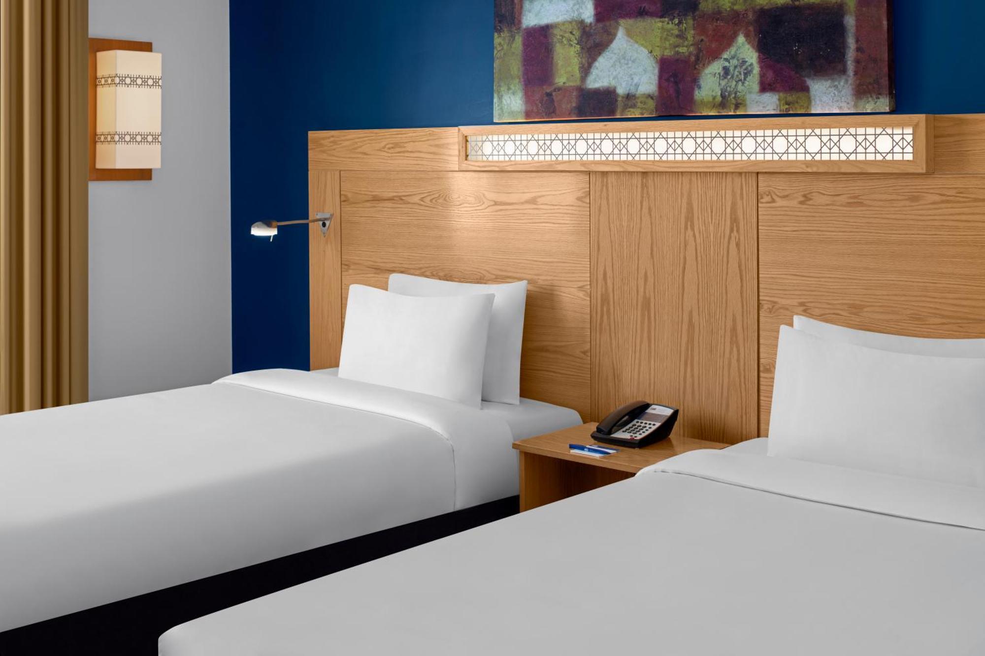Holiday Inn Express Dubai Airport By Ihg מראה חיצוני תמונה